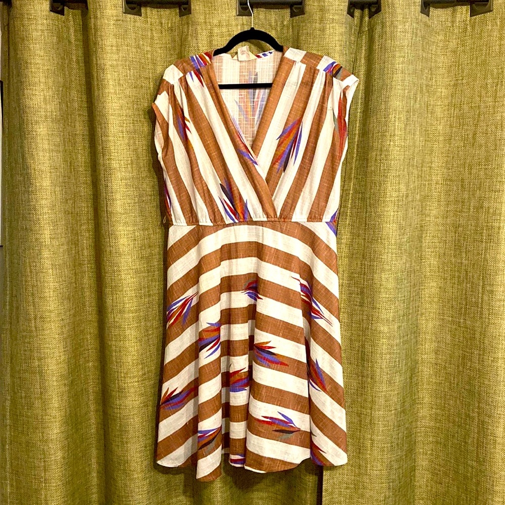 Vintage summer dress, great as a beach cover-up!